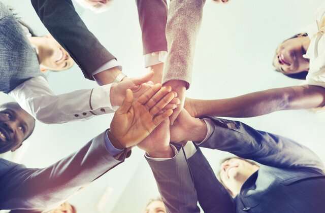Derecho corporativo rueda mantilla abogados empresariales. Equipo de abogados